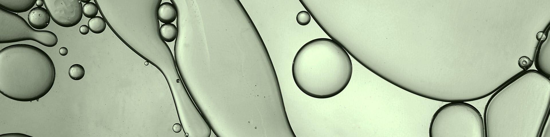Bubbels of oil in water