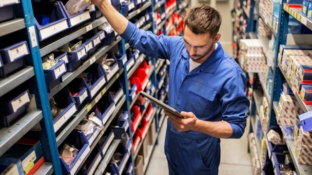 Varaosat ja työkalut